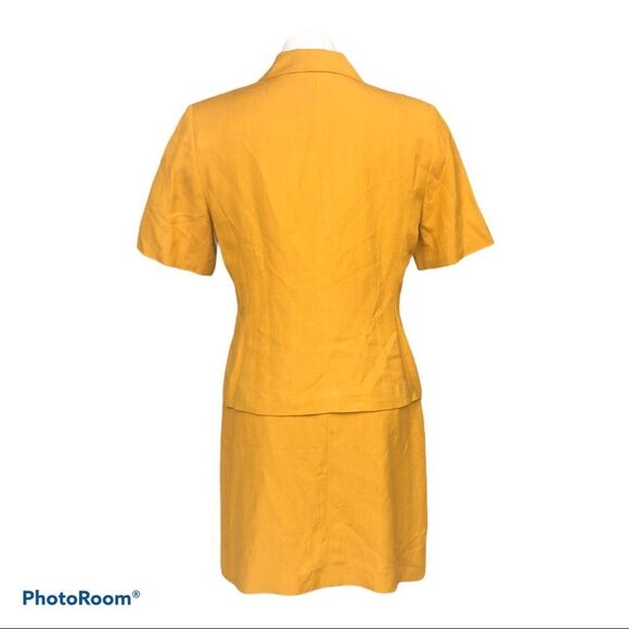 Vintage 70s Yellow Skirt Suit Blazer Set Padded Shoulder Size 8 - Picture 2 of 9